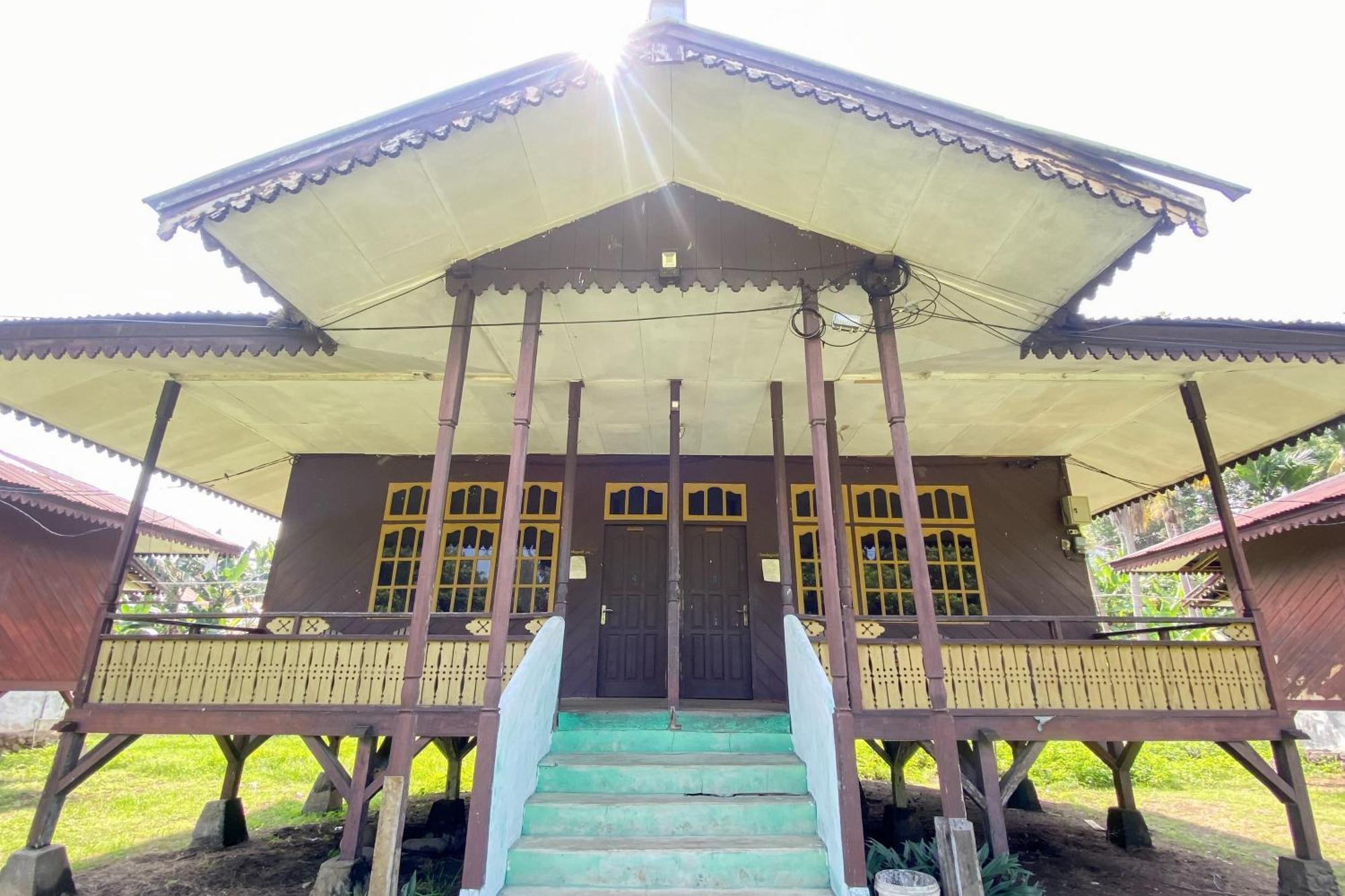 Hotel Pantai Panjang Bengkulu Redpartner Zewnętrze zdjęcie