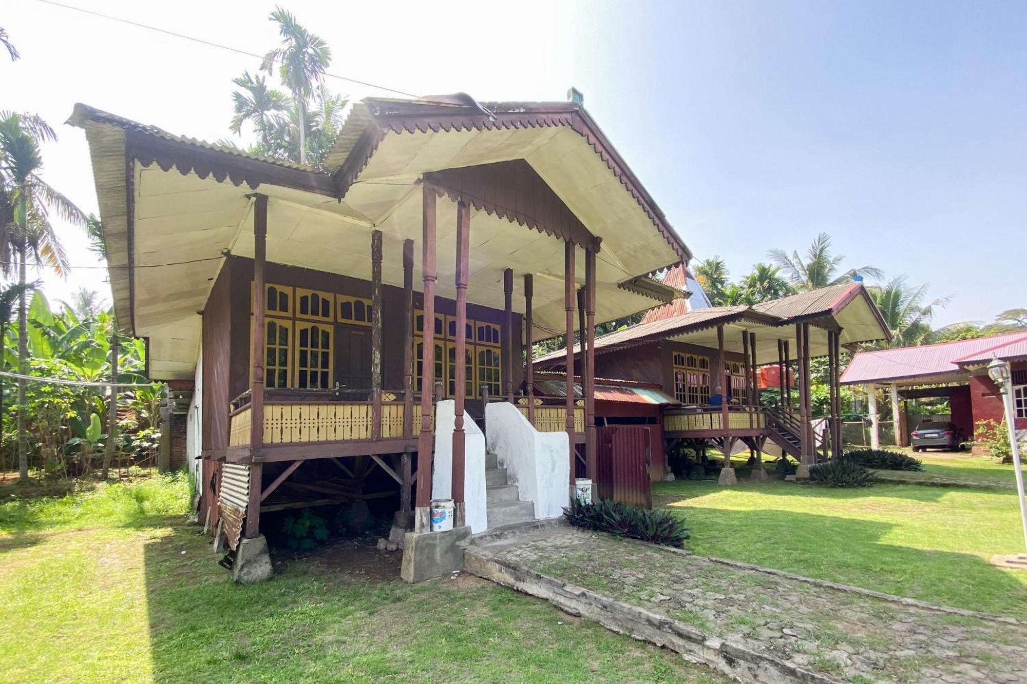 Hotel Pantai Panjang Bengkulu Redpartner Zewnętrze zdjęcie